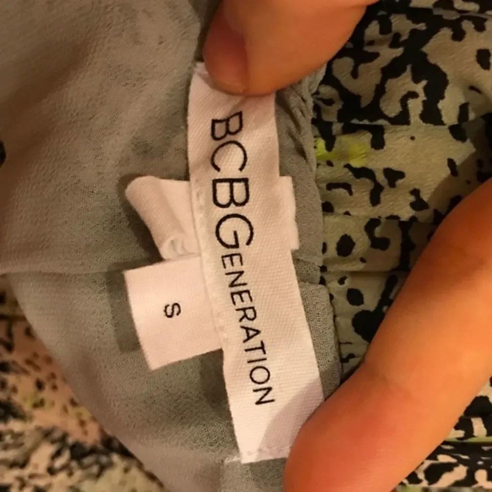 BCBG silk colorful pattern shorts